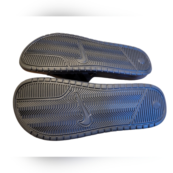 Women's Nike Benassi JDI 343881 061 Black Vivid Pink Swoosh Slides - Picture 4 of 4